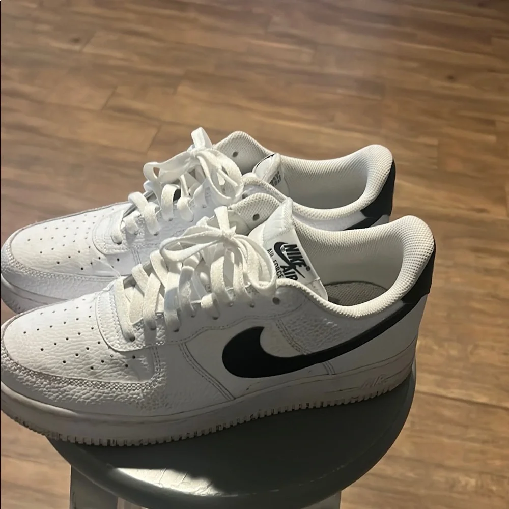 Nike White Sneakers Air Force 1 Classic - Picture 2 of 2